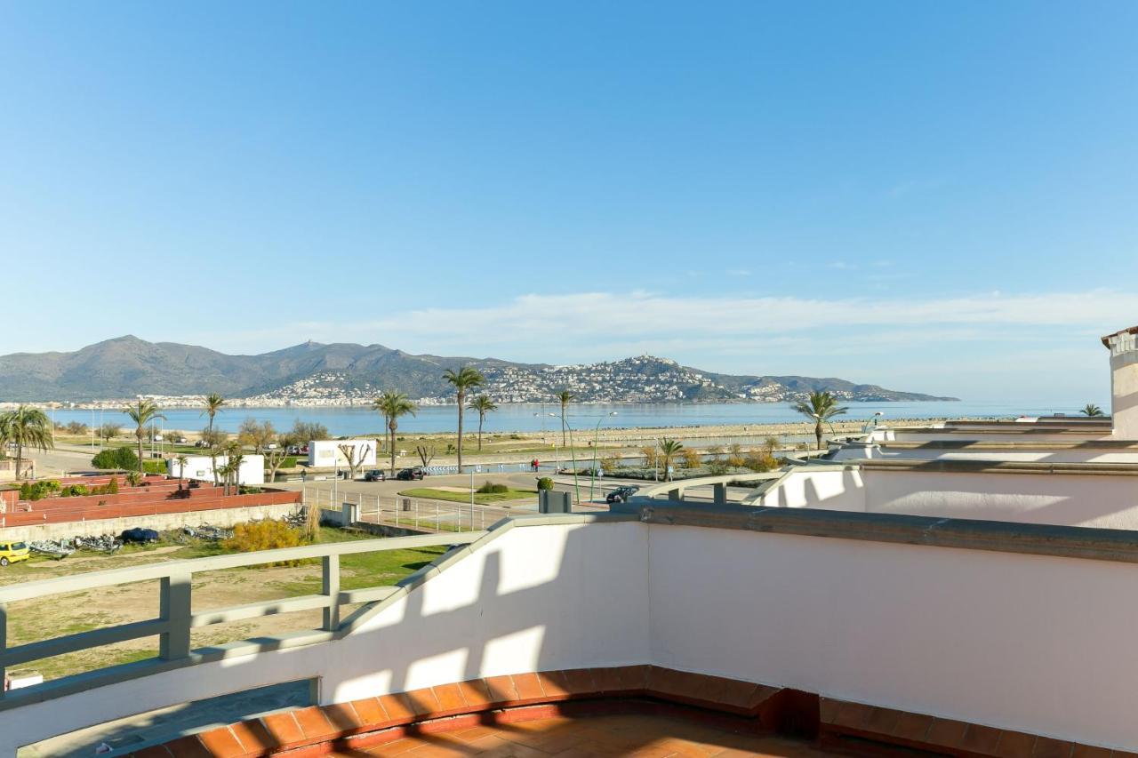 Cargols De Mar Villa Empuriabrava Bagian luar foto