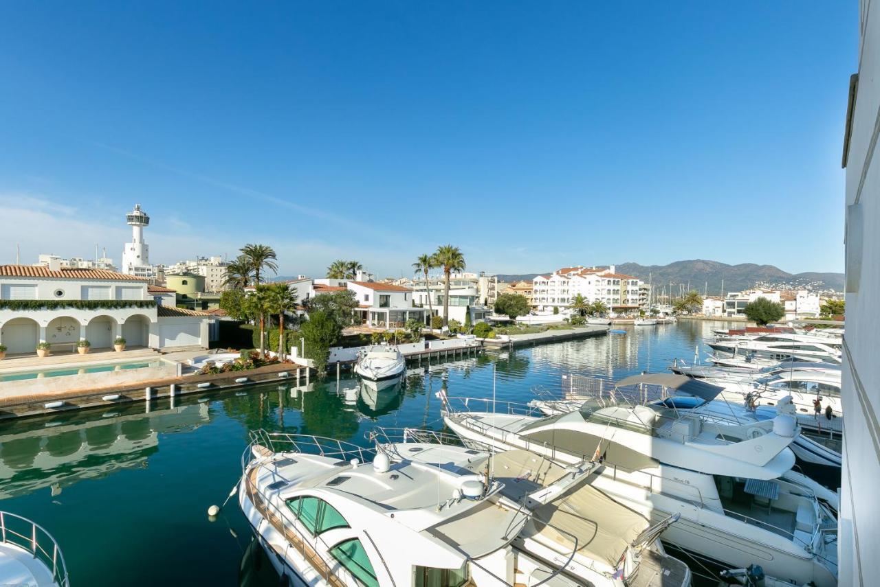 Cargols De Mar Villa Empuriabrava Bagian luar foto