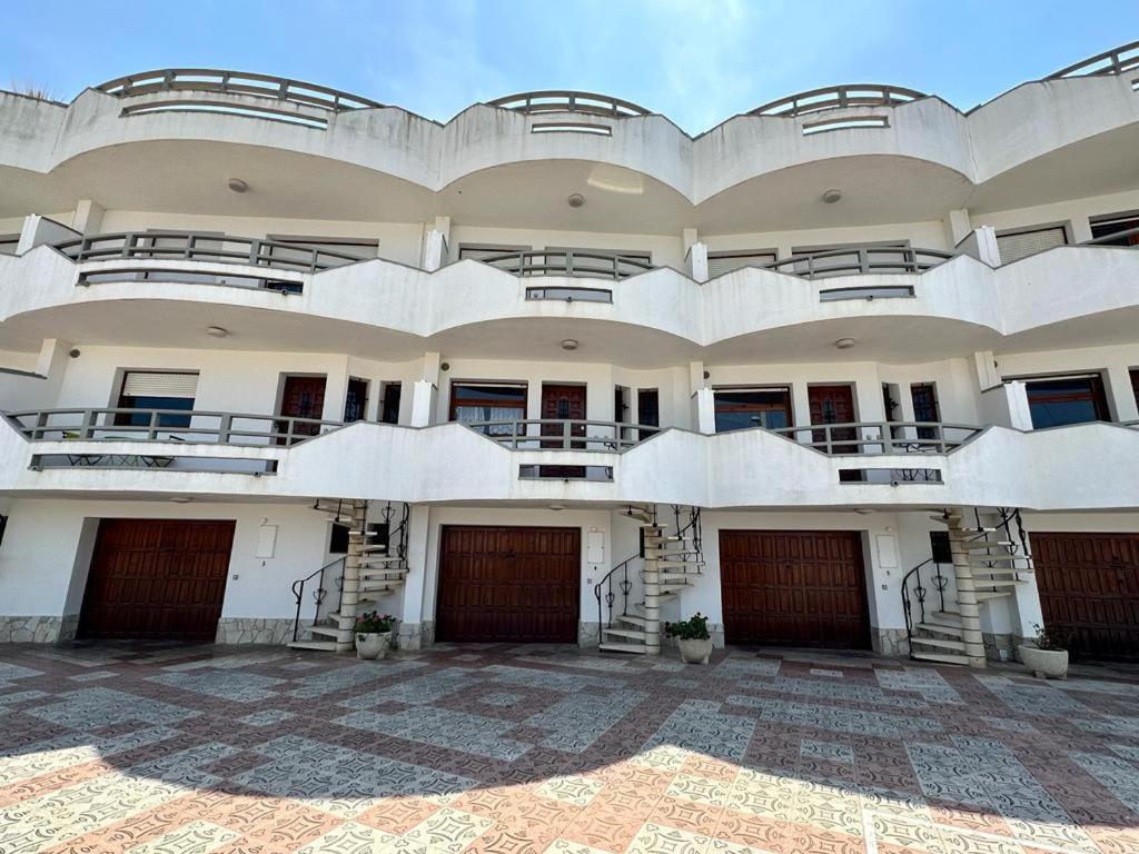 Cargols De Mar Villa Empuriabrava Bagian luar foto