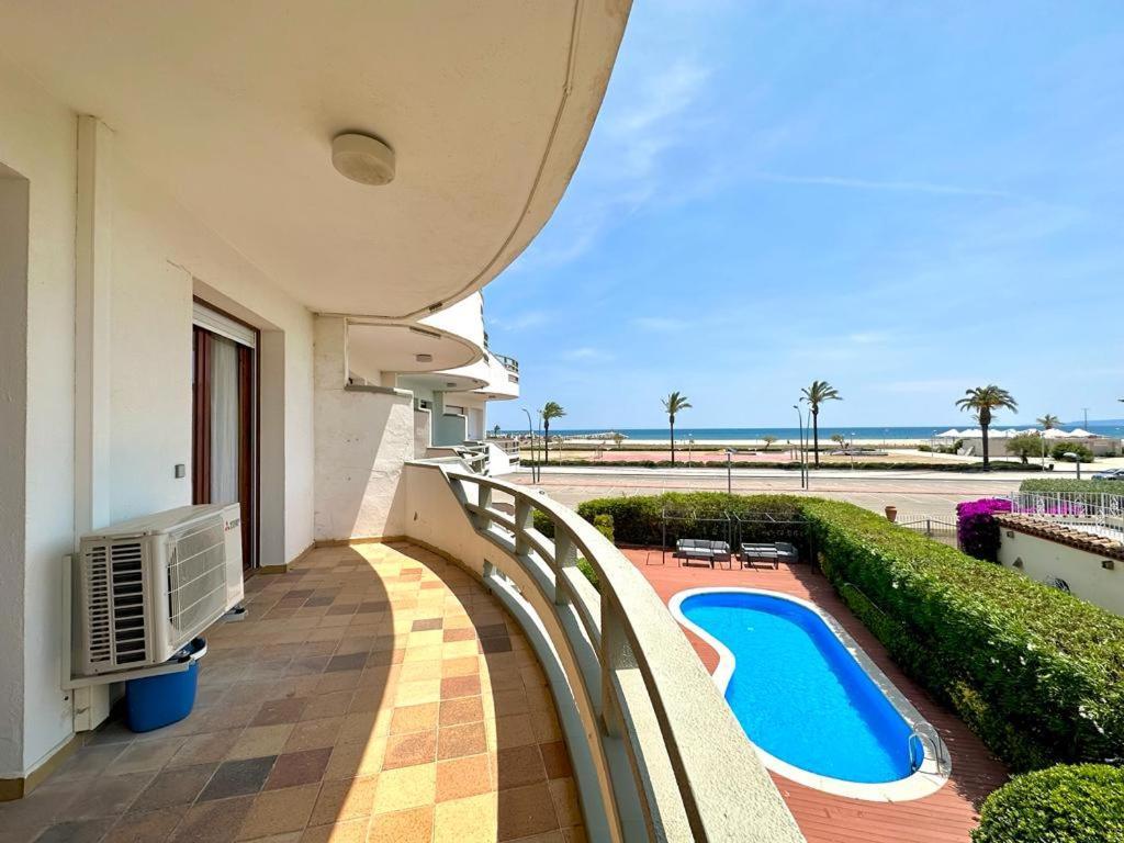 Cargols De Mar Villa Empuriabrava Bagian luar foto